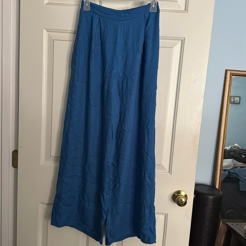 Wide leg flowy pants